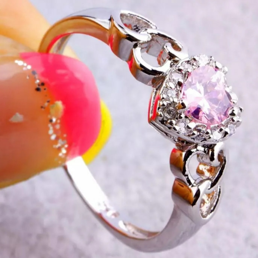 🎀White & Pink Topaz Heart Shape Ring